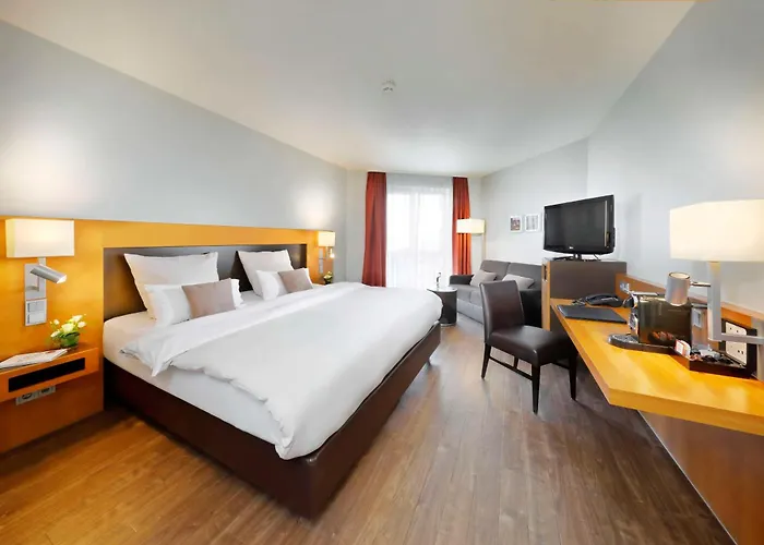 Hotel Western Premier Ib Friedberger Warte 4*