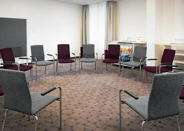 Hotel Western Premier Ib Friedberger Warte 4*